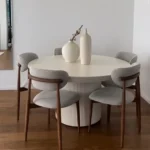 طقم سفرة "رويال مودرن" – ترابيزة دائرية مع 4 كراسي قماش بوكليه باندا